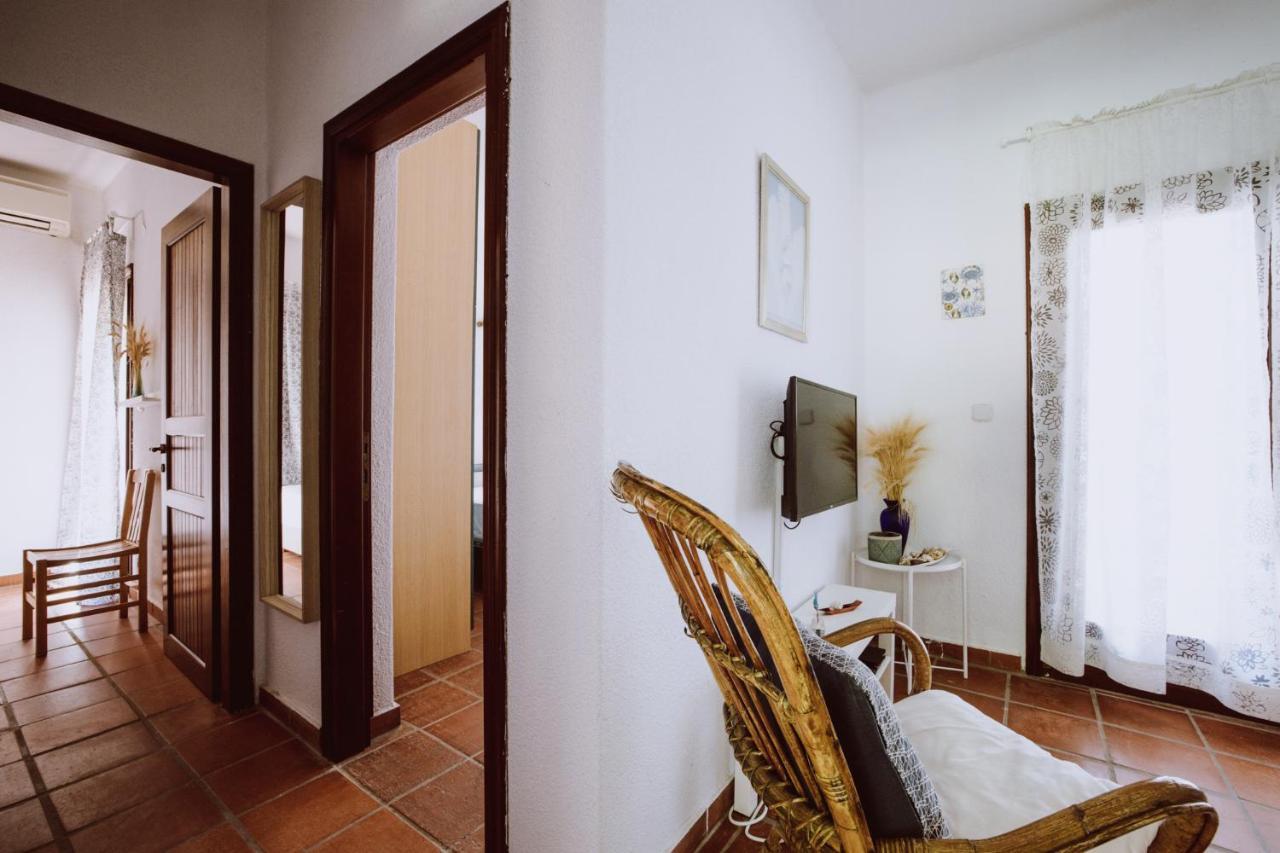 Forest House Near The Sea Sani  Luaran gambar