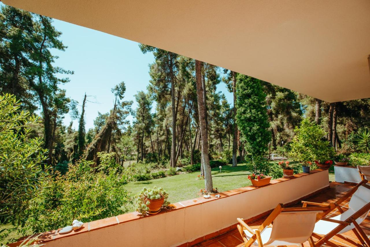 Forest House Near The Sea Sani  Luaran gambar